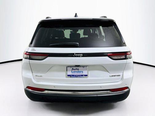 Bright White Clearcoat 2023 Jeep Grand Cherokee Limited