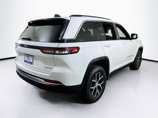 Bright White Clearcoat 2023 Jeep Grand Cherokee Limited