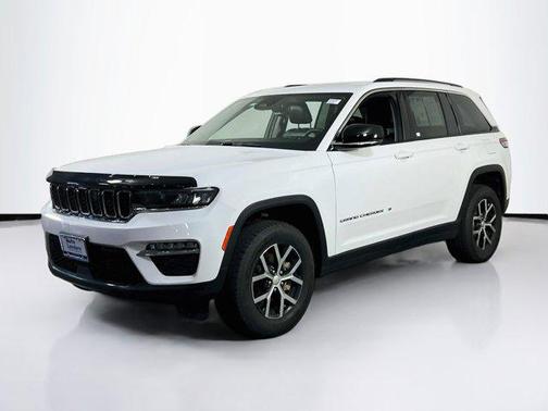 Bright White Clearcoat 2023 Jeep Grand Cherokee Limited