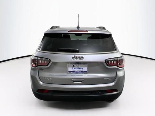 Billet Silver Metallic Clearcoat 2022 Jeep Compass Latitude