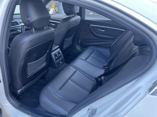 2018 BMW 330 xDrive