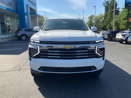 Summit White 2026 Chevrolet Suburban LT