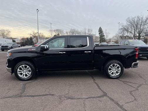 2022 Chevrolet Silverado 1500 LTZ