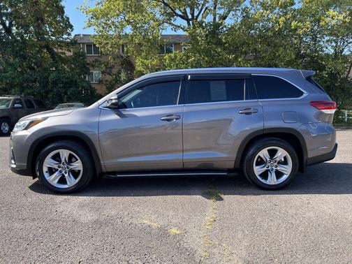 2019 Toyota Highlander Limited