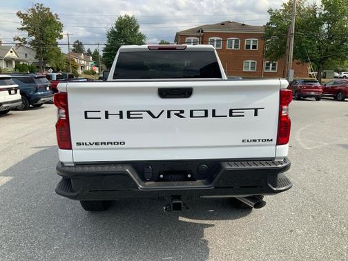2025 Chevrolet Silverado 2500 Custom