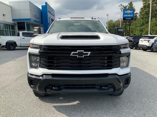 2025 Chevrolet Silverado 2500 Custom