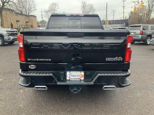 2022 Chevrolet Silverado 1500 High Country