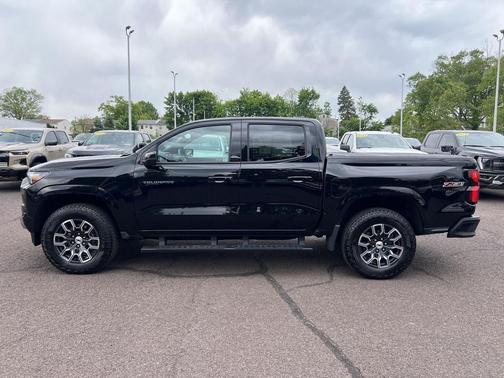 Black 2024 Chevrolet Colorado Z71