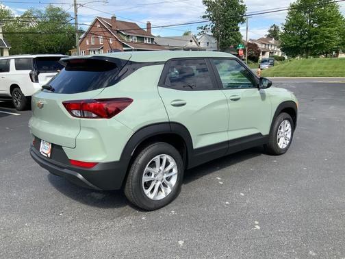 Cacti Green 2026 Chevrolet Trailblazer LS