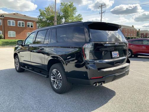 2026 Chevrolet Suburban Z71
