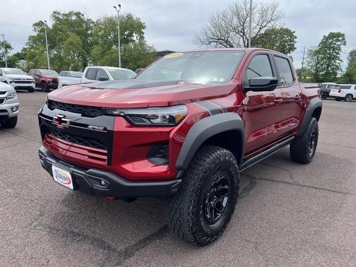 Radiant Red Tintcoat 2024 Chevrolet Colorado ZR2