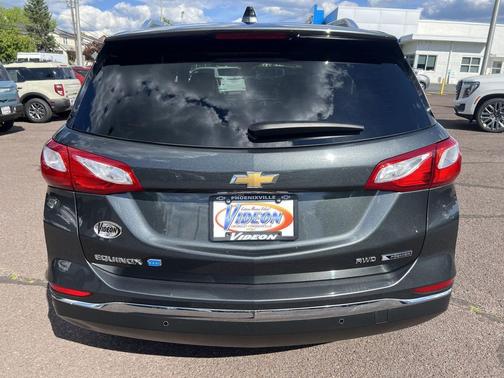 Nightfall Gray Metallic 2018 Chevrolet Equinox Premier