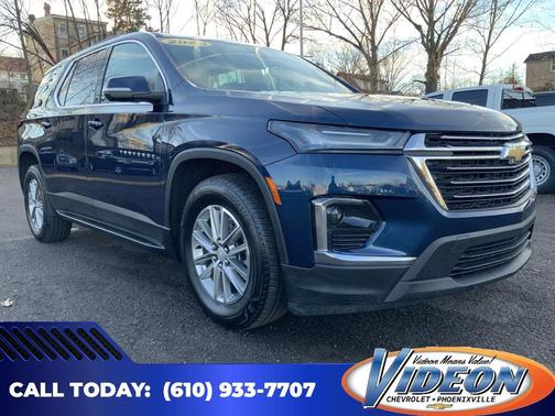 2023 Chevrolet Traverse LT Cloth