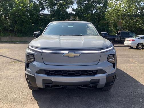 2026 Chevrolet Silverado EV LT