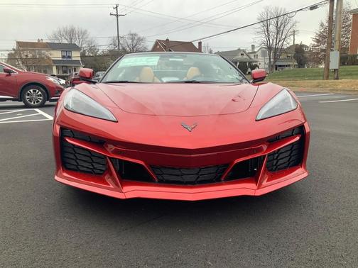 2026 Chevrolet Corvette E-Ray Convertible, 2LZ, RWD