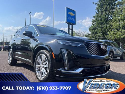 Stellar Black Metallic 2025 Cadillac XT6 Premium Luxury AWD