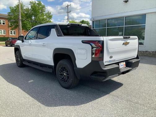 2025 Chevrolet Silverado EV LT