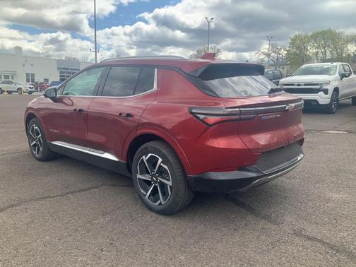 2025 Chevrolet Equinox EV LT