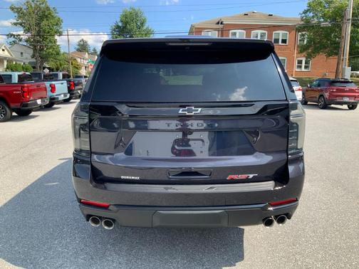 2025 Chevrolet Tahoe 4WD RST