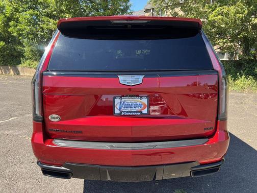 2022 Cadillac Escalade Sport Platinum