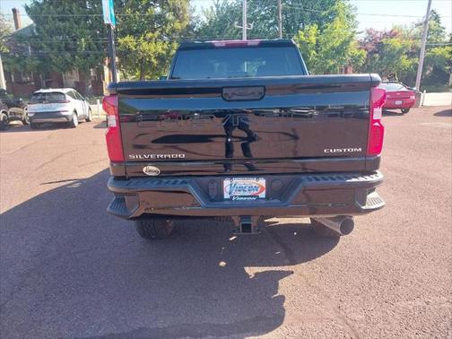 2025 Chevrolet Silverado 2500 Custom