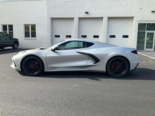 2026 Chevrolet Corvette Stingray w/1LT