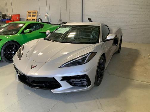 2026 Chevrolet Corvette Stingray w/1LT