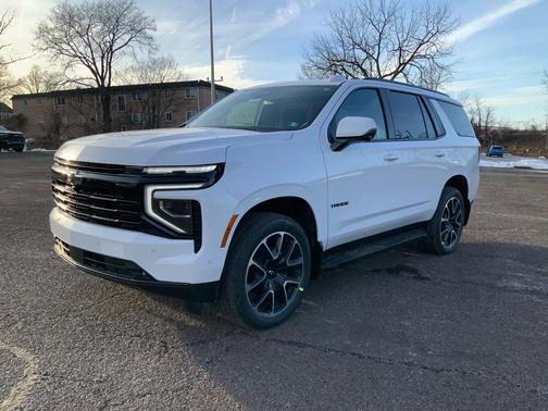 2026 Chevrolet Tahoe 4WD RST