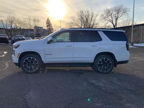 2026 Chevrolet Tahoe 4WD RST