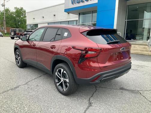 2025 Chevrolet Trax FWD 1RS