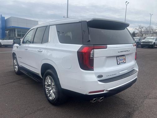 Summit White 2025 GMC Yukon Denali