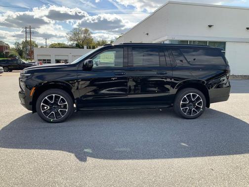 2026 Chevrolet Suburban RST