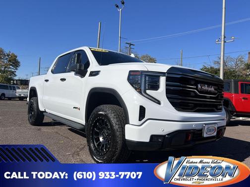 2022 GMC Sierra 1500 AT4