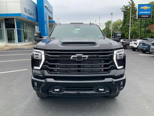 Black 2026 Chevrolet Silverado 2500 High Country