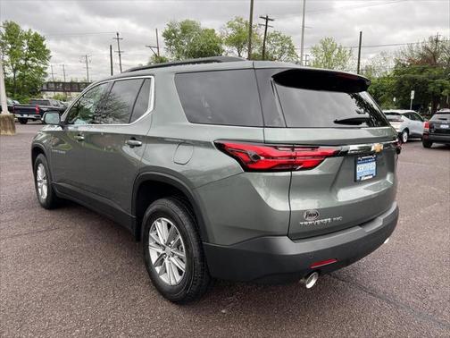 2022 Chevrolet Traverse LT Cloth