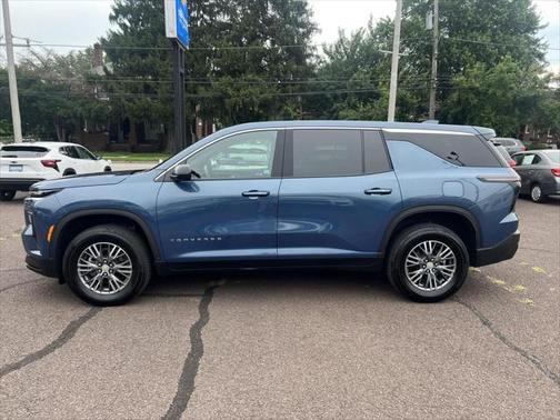 2024 Chevrolet Traverse LS