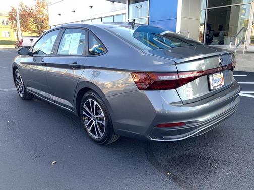 2025 Volkswagen Jetta 1.5T Sport