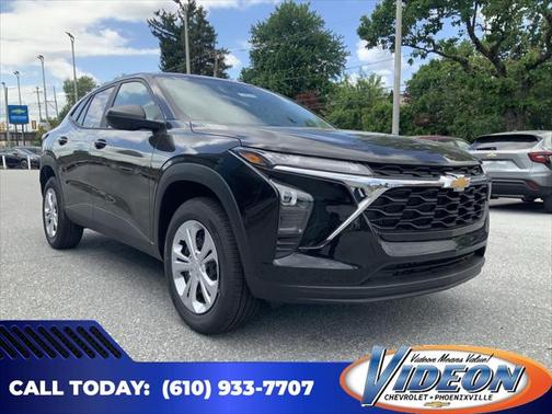 2025 Chevrolet Trax LS