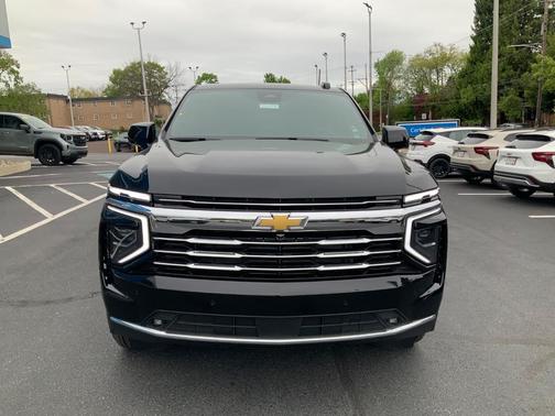 Black 2026 Chevrolet Suburban LT