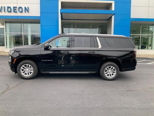 Black 2026 Chevrolet Suburban LT