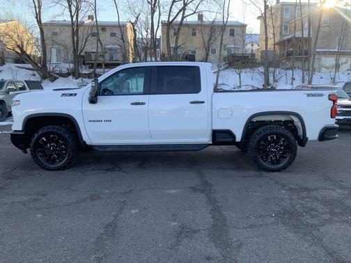 2026 Chevrolet Silverado 3500 LT