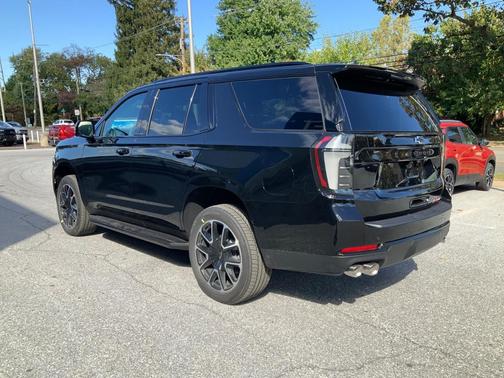 2026 Chevrolet Tahoe 4WD RST