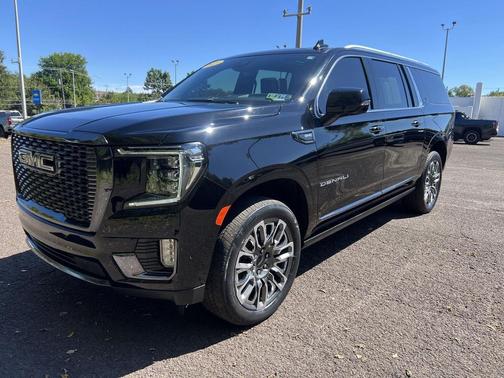 2023 GMC Yukon XL Denali Ultimate