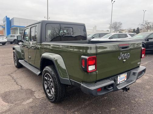 2021 Jeep Gladiator Overland