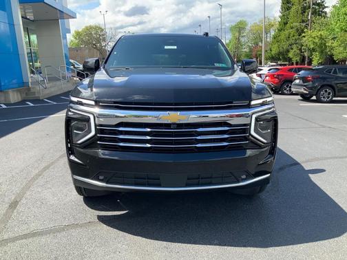 Black 2026 Chevrolet Suburban LT