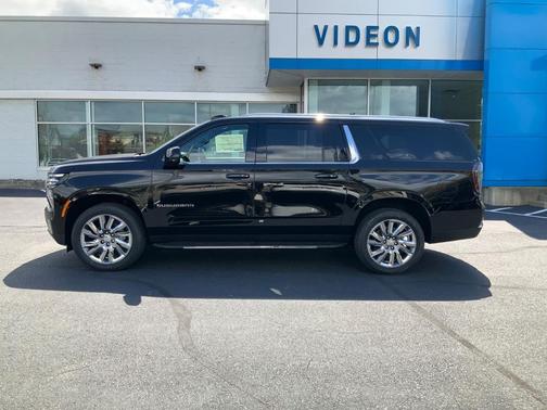 Black 2026 Chevrolet Suburban LT