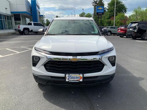Summit White 2026 Chevrolet Trailblazer LS