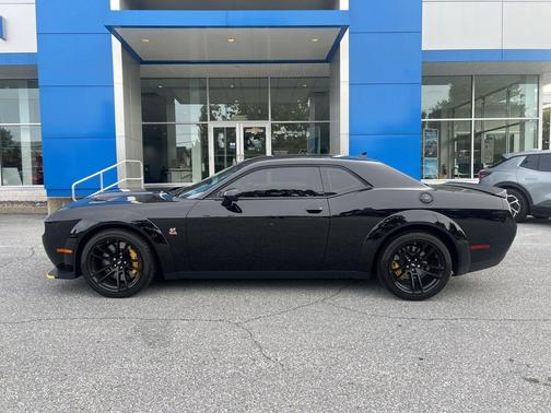 2023 Dodge Challenger R/T Scat Pack Widebody
