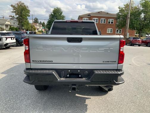 2026 Chevrolet Silverado 2500 Custom