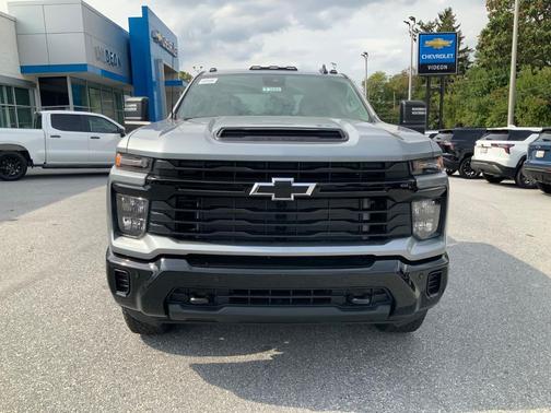 2026 Chevrolet Silverado 2500 Custom